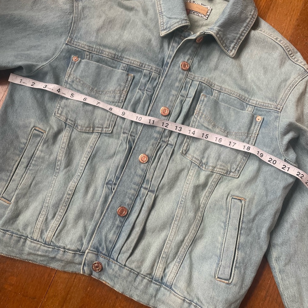 Classic Denim Jacket - Picture 3 of 7